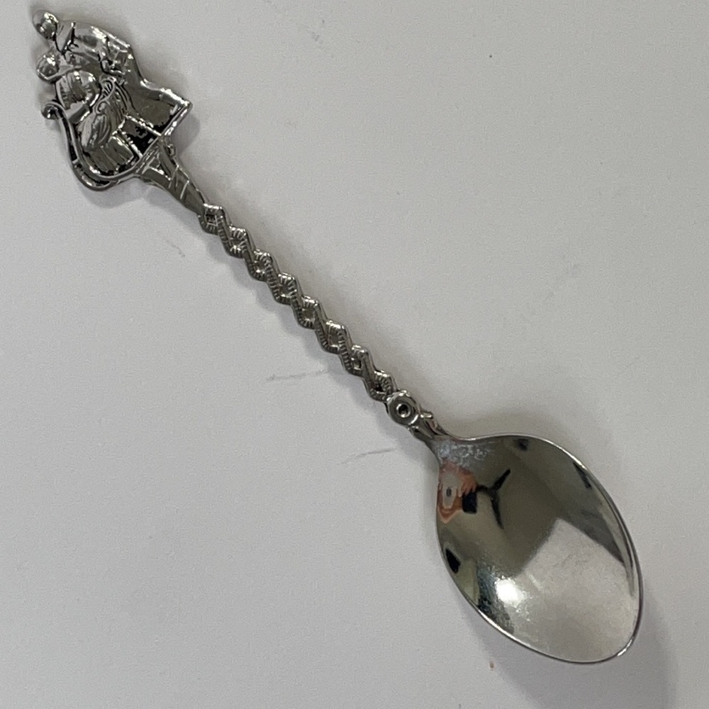 Spoon Sleigh and Riders Collectable - Picture 8 of 9
